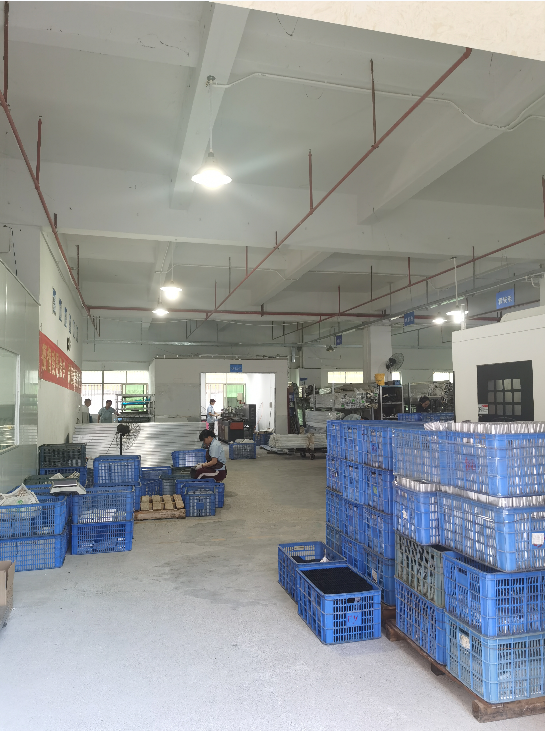 客戶訂單接踵而至，忙碌的發(fā)貨現(xiàn)場|鉑源五金